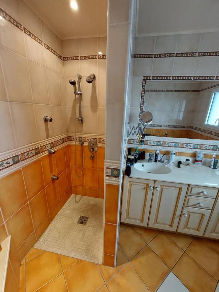 Salle de bain avant / après – Béziers