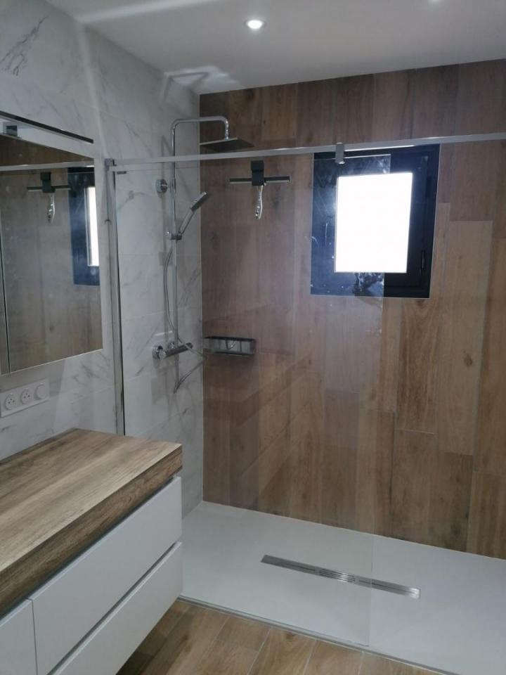 Salle de bain avant / après – Béziers